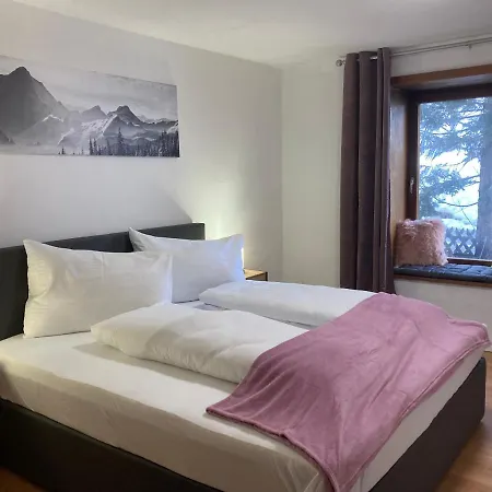 Baeren Appartements Berwang Exterior photo